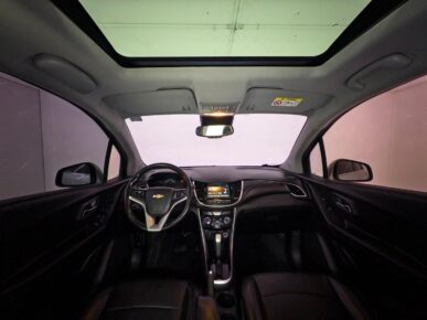 CHEVROLET CHEV TRACKER PREMIER 2019 - Ampére Multimarcas - Veículos usados e semi novos à venda em Curitiba/PR
