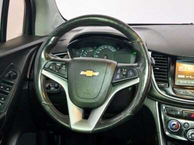 CHEVROLET CHEV TRACKER PREMIER 2019 - Ampére Multimarcas - Veículos usados e semi novos à venda em Curitiba/PR