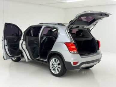 CHEVROLET CHEV TRACKER PREMIER 2019 - Ampére Multimarcas - Veículos usados e semi novos à venda em Curitiba/PR