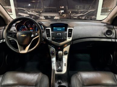 CHEVROLET CRUZE LT HB 2014 - Ampére Multimarcas - Veículos usados e semi novos à venda em Curitiba/PR