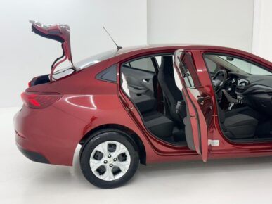 CHEVROLET ONIX PLUS 10TAT NB 2020 - Ampére Multimarcas - Veículos usados e semi novos à venda em Curitiba/PR