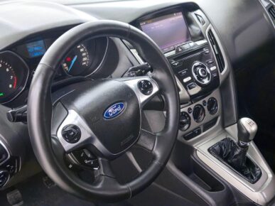 FORD FOCUS SE 1.6 H 2015 - Ampére Multimarcas - Veículos usados e semi novos à venda em Curitiba/PR