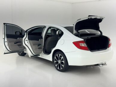 HONDA CIVIC LXR 2015 - Ampére Multimarcas - Veículos usados e semi novos à venda em Curitiba/PR