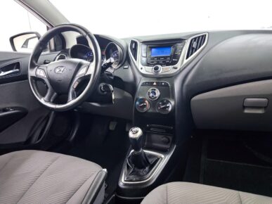 HYUNDAI HB20S PREMIUM 1.6 FLEX 16V MEC. 4P 2014 - Ampére Multimarcas - Veículos usados e semi novos à venda em Curitiba/PR