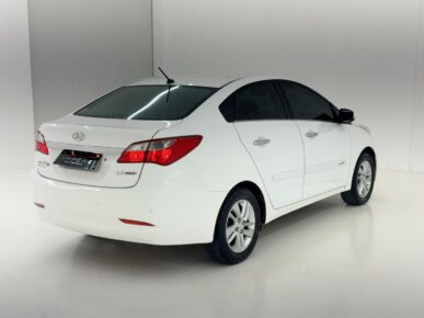 HYUNDAI HB20S PREMIUM 1.6 FLEX 16V MEC. 4P 2014 - Ampére Multimarcas - Veículos usados e semi novos à venda em Curitiba/PR