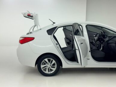HYUNDAI HB20S PREMIUM 1.6 FLEX 16V MEC. 4P 2014 - Ampére Multimarcas - Veículos usados e semi novos à venda em Curitiba/PR