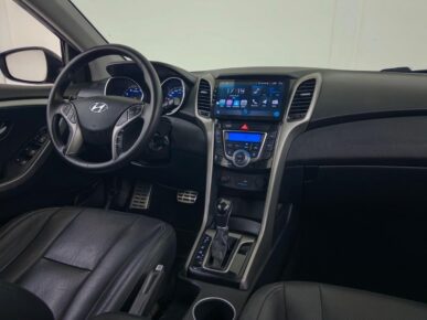 HYUNDAI I30 1.8 2016 - Ampére Multimarcas - Veículos usados e semi novos à venda em Curitiba/PR