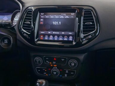 JEEP COMPASS LIMITED D 2020 - Ampére Multimarcas - Veículos usados e semi novos à venda em Curitiba/PR