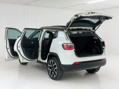 JEEP COMPASS LIMITED D 2020 - Ampére Multimarcas - Veículos usados e semi novos à venda em Curitiba/PR