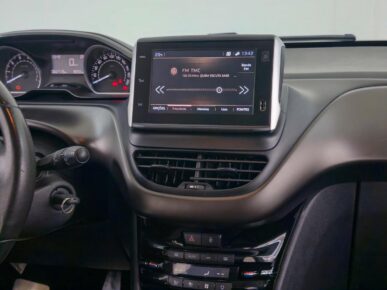 PEUGEOT 2008 GRIFFE EAT6 2020 - Ampére Multimarcas - Veículos usados e semi novos à venda em Curitiba/PR