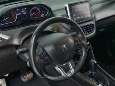 PEUGEOT 2008 GRIFFE EAT6 2020 - Ampére Multimarcas - Veículos usados e semi novos à venda em Curitiba/PR