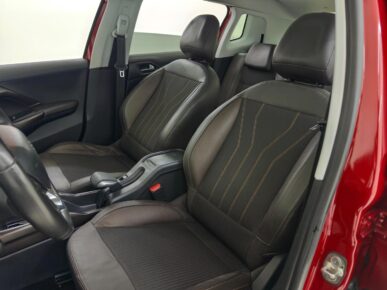 PEUGEOT 2008 GRIFFE EAT6 2020 - Ampére Multimarcas - Veículos usados e semi novos à venda em Curitiba/PR