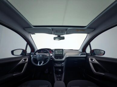 PEUGEOT 208 GRIFRE EAT6 2019 - Ampére Multimarcas - Veículos usados e semi novos à venda em Curitiba/PR