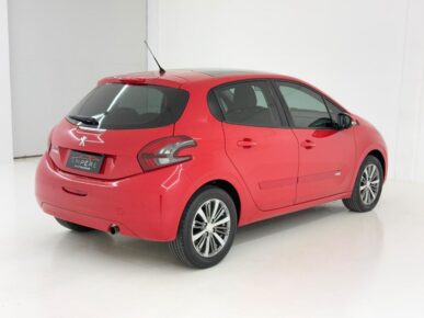 PEUGEOT 208 GRIFRE EAT6 2019 - Ampére Multimarcas - Veículos usados e semi novos à venda em Curitiba/PR