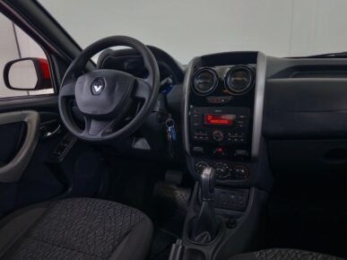 RENAULT DUSTER 16 E CVT 2018 - Ampére Multimarcas - Veículos usados e semi novos à venda em Curitiba/PR