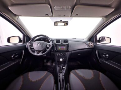 RENAULT SANDERO STEP 16 2017 - Ampére Multimarcas - Veículos usados e semi novos à venda em Curitiba/PR