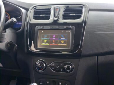 RENAULT SANDERO STEP 16 2017 - Ampére Multimarcas - Veículos usados e semi novos à venda em Curitiba/PR