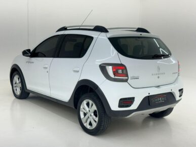 RENAULT SANDERO STEP 16 2017 - Ampére Multimarcas - Veículos usados e semi novos à venda em Curitiba/PR