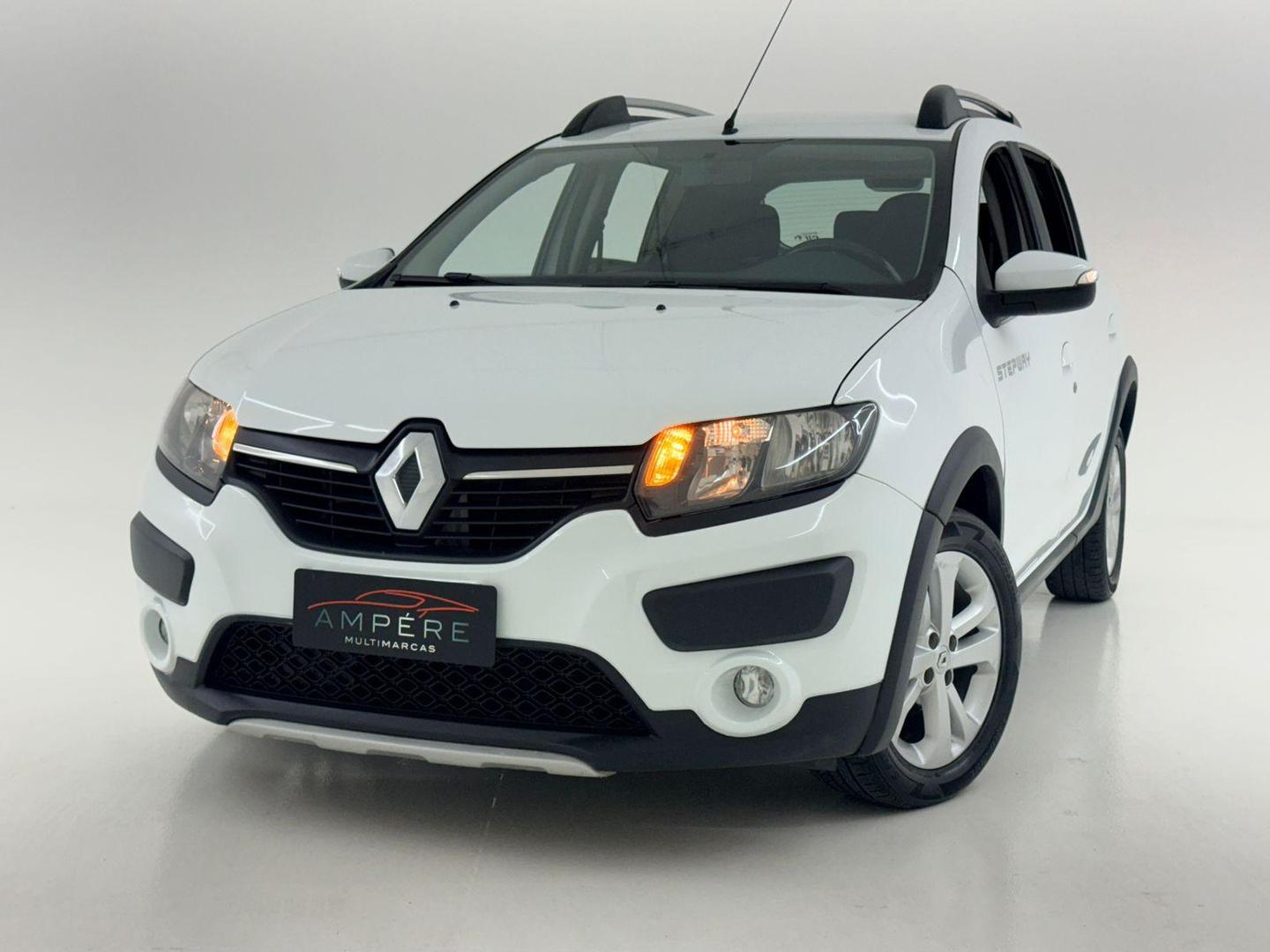 RENAULT SANDERO STEP 16 2017 - Ampére Multimarcas - Veículos usados e semi novos à venda em Curitiba/PR