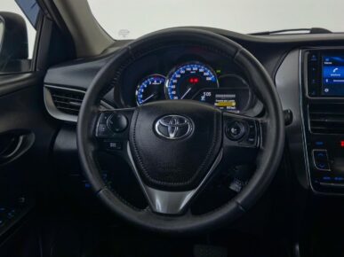 TOYOTA YARIS SA XS15 2023 - Ampére Multimarcas - Veículos usados e semi novos à venda em Curitiba/PR