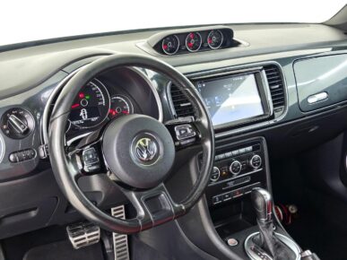 VOLKSWAGEN FUSCA AA 2014 - Ampére Multimarcas - Veículos usados e semi novos à venda em Curitiba/PR
