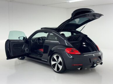 VOLKSWAGEN FUSCA AA 2014 - Ampére Multimarcas - Veículos usados e semi novos à venda em Curitiba/PR