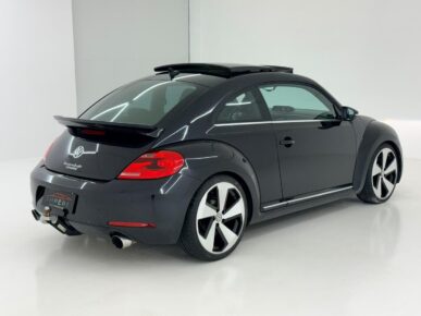 VOLKSWAGEN FUSCA AA 2014 - Ampére Multimarcas - Veículos usados e semi novos à venda em Curitiba/PR