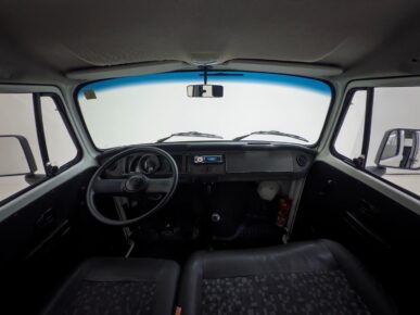 VOLKSWAGEN KOMBI 2009 - Ampére Multimarcas - Veículos usados e semi novos à venda em Curitiba/PR
