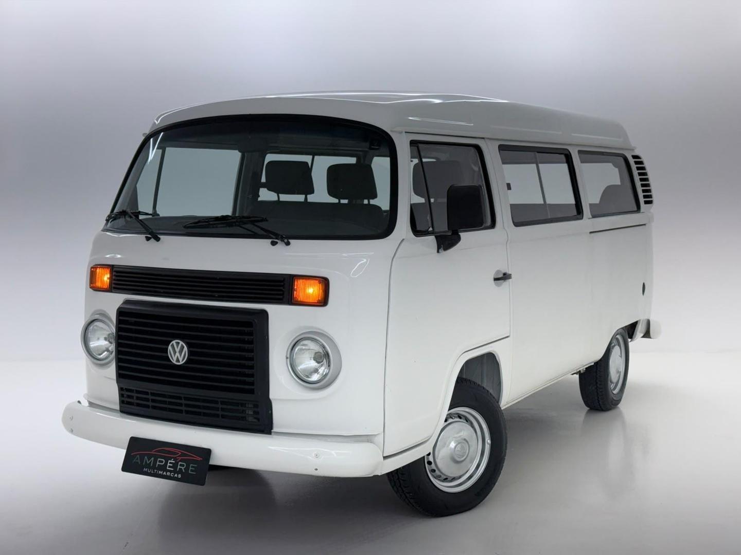 VOLKSWAGEN KOMBI 2009 - Ampére Multimarcas - Veículos usados e semi novos à venda em Curitiba/PR
