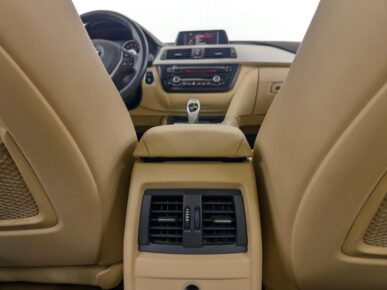 BMW 320I ACTIVE FLEX 2015 - Ampére Multimarcas - Veículos usados e semi novos à venda em Curitiba/PR