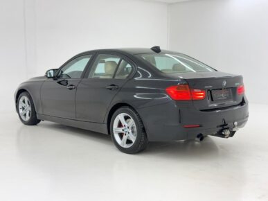 BMW 320I ACTIVE FLEX 2015 - Ampére Multimarcas - Veículos usados e semi novos à venda em Curitiba/PR