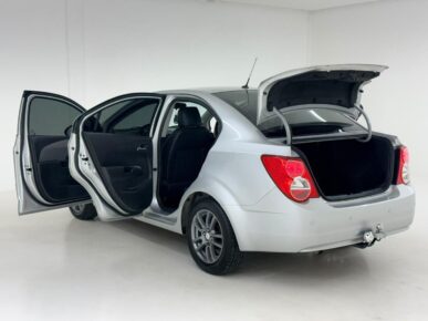 CHEVROLET CHEV SONIC LTZ NB AT 2012 - Ampére Multimarcas - Veículos usados e semi novos à venda em Curitiba/PR