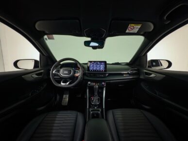FIAT FASTBACK LIMITED ED 2025 - Ampére Multimarcas - Veículos usados e semi novos à venda em Curitiba/PR