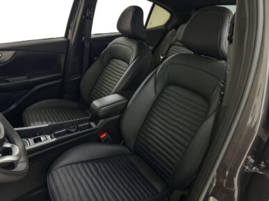 FIAT FASTBACK LIMITED ED 2025 - Ampére Multimarcas - Veículos usados e semi novos à venda em Curitiba/PR