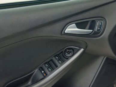 FORD FOCUS SE 1.6 HC 2016 - Ampére Multimarcas - Veículos usados e semi novos à venda em Curitiba/PR