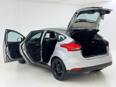 FORD FOCUS SE 1.6 HC 2016 - Ampére Multimarcas - Veículos usados e semi novos à venda em Curitiba/PR