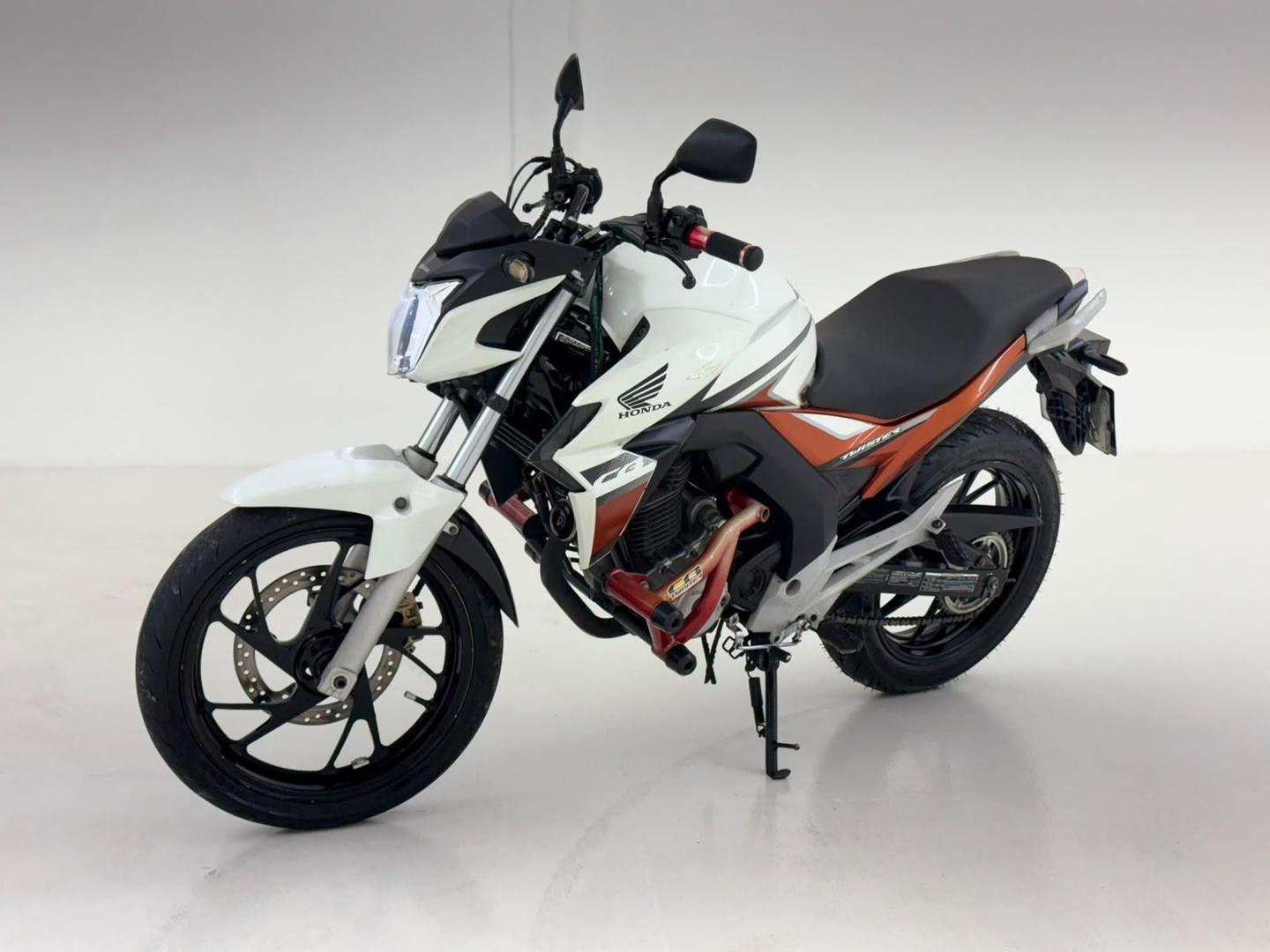 HONDA CB 250F TWISTER 2017 - Ampére Multimarcas - Veículos usados e semi novos à venda em Curitiba/PR