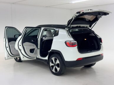 JEEP COMPASS LONGITUDE F 2018 - Ampére Multimarcas - Veículos usados e semi novos à venda em Curitiba/PR