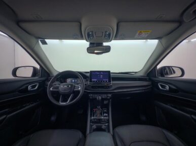 JEEP COMPASS TRAIL TD 2022 - Ampére Multimarcas - Veículos usados e semi novos à venda em Curitiba/PR