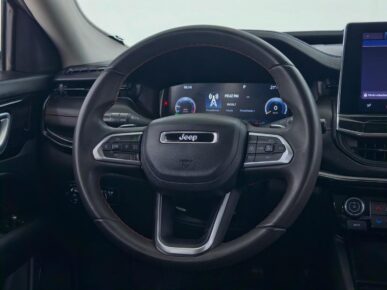 JEEP COMPASS TRAIL TD 2022 - Ampére Multimarcas - Veículos usados e semi novos à venda em Curitiba/PR