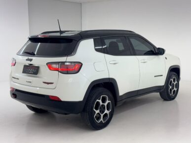 JEEP COMPASS TRAIL TD 2022 - Ampére Multimarcas - Veículos usados e semi novos à venda em Curitiba/PR