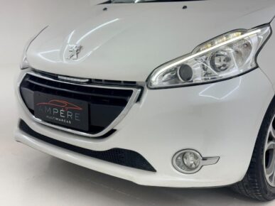 PEUGEOT 208 GRIFFE A 2014 - Ampére Multimarcas - Veículos usados e semi novos à venda em Curitiba/PR