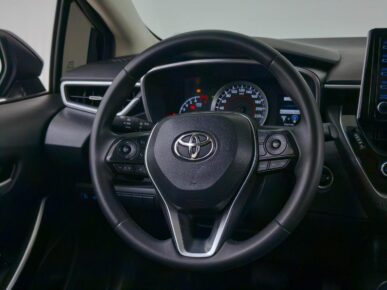 TOYOTA COROLLA XEI 20 2023 - Ampére Multimarcas - Veículos usados e semi novos à venda em Curitiba/PR