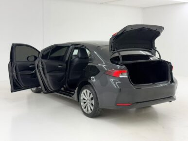 TOYOTA COROLLA XEI 20 2023 - Ampére Multimarcas - Veículos usados e semi novos à venda em Curitiba/PR