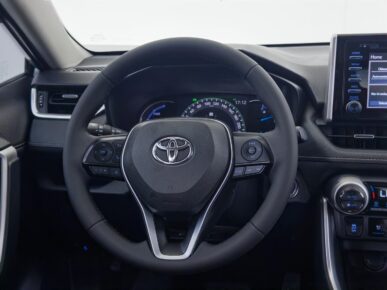 TOYOTA RAV4H S AWD CNT 2020 - Ampére Multimarcas - Veículos usados e semi novos à venda em Curitiba/PR