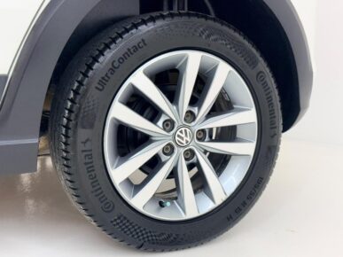 VOLKSWAGEN FOX PEPPER SFV 2017 - Ampére Multimarcas - Veículos usados e semi novos à venda em Curitiba/PR