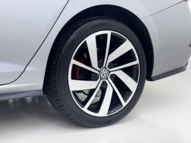 VOLKSWAGEN JETTA GLI AG 2020 - Ampére Multimarcas - Veículos usados e semi novos à venda em Curitiba/PR